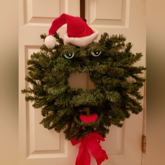 Talking Singing Christmas Wreath 